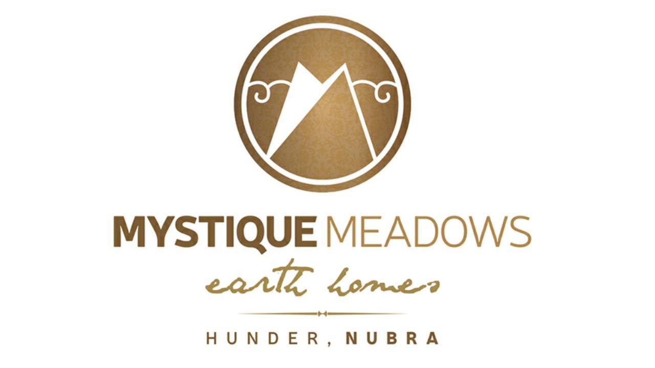 Mystique Meadows Earth Homes Hundar Zewnętrze zdjęcie
